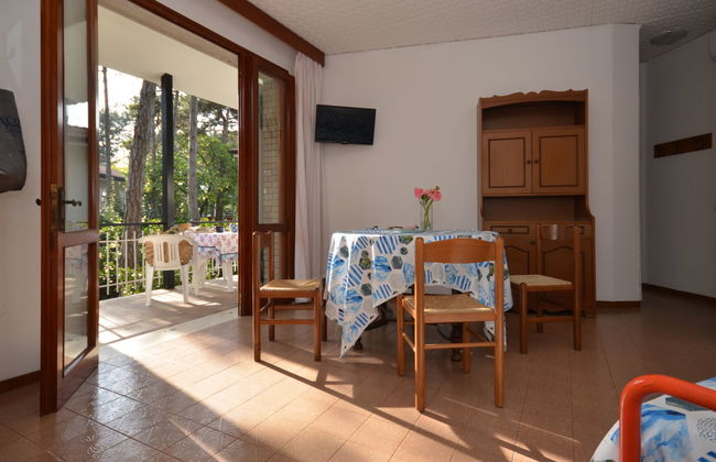 4 bedroom House in Lignano Sabbiadoro with garden and terrace - Photo 4