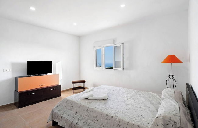 Finca Casa Eva Entire Accommodation - Photo 3