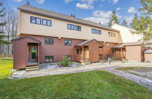 Cozy One-Bedroom Edgemont Condo with Ski Access & Fireplace B3 - Foto 25