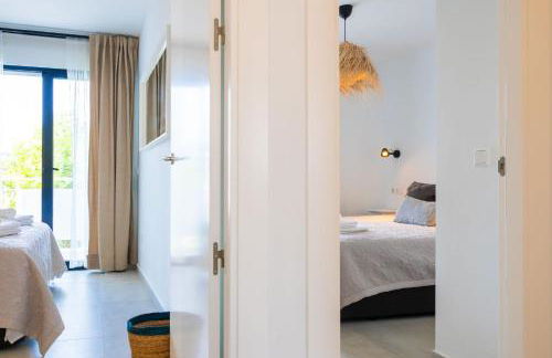 La Cala Beach Home - beachfront few steps away from sandy beach - Photo 28