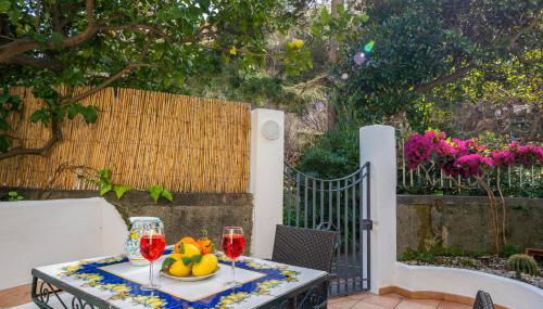 Casa Simona - Positano Center - 5 min to the beach - Photo 3, Garden