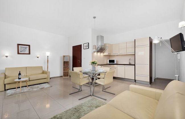 Apartments Lesna 17 by Renters - Photo 6