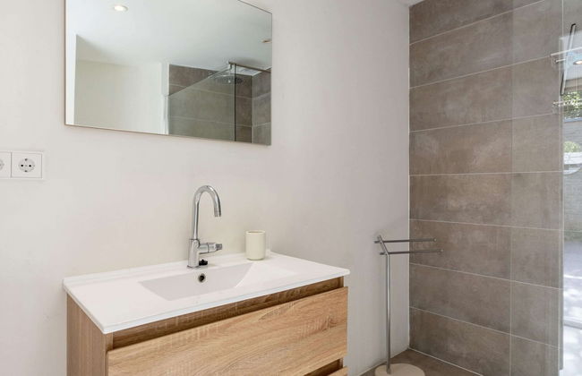 Radiant Bungalow With Patio at Duinland - Foto 37