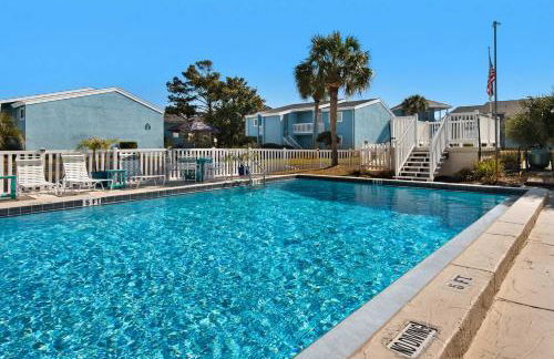 Steps to the Beach Pool Courts Family Fun - Foto 27