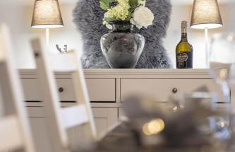 Acapella Suite Barcarolle 60qm, direkt am Weinberg, Altstadt, Netflix inklusive - Foto 3