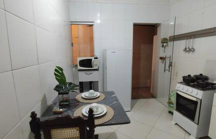 Apê 03 - confortável e perto de tudo - Foto 5