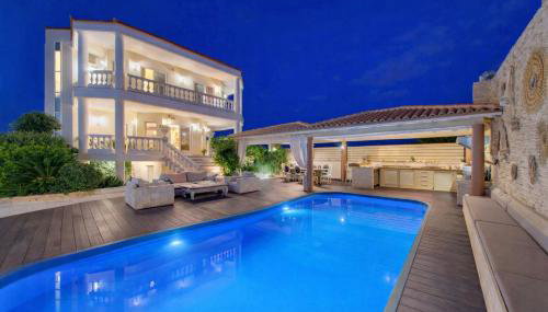 Marilyn Manor, Exclusive Hideway, By ThinkVilla - Foto 3