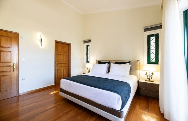 Vouliagmeni Athenian Riviera Villa - Photo 7