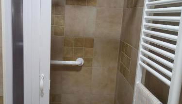 CasaBlueLive - Foto 3, Shower