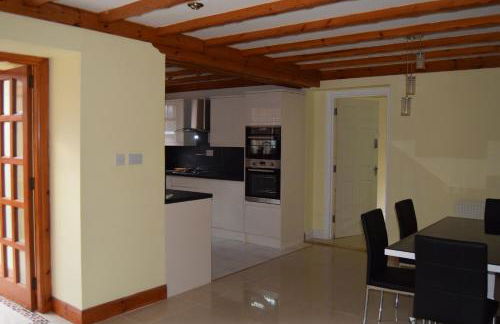 Amazing 4 Bed Scottish Baronial Style House - Foto 40