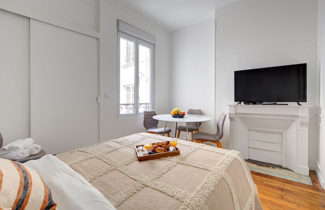 Cozy 1BR Apartment Near Notre Dame - Foto 15