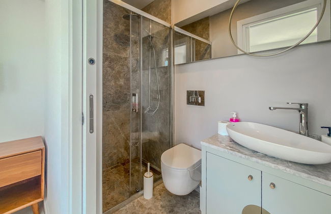 Sea View House w Balcony 3 min to Beach in Milas - Photo 21