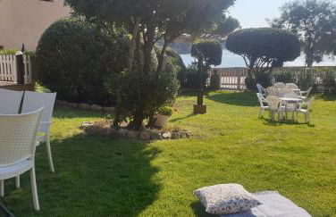 Casa con jardín a 30 metros de la playa. VC. - Foto 35