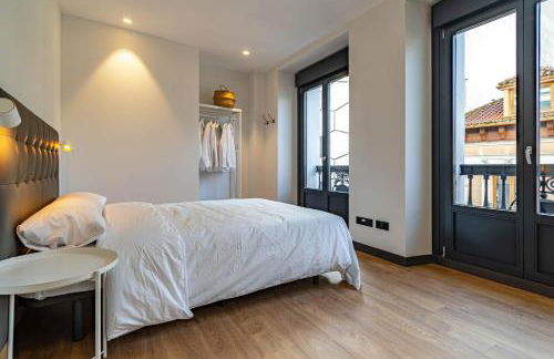 Edificio Fénix by Plaza Mayor Apartamentos - Photo 62