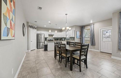 Spacious Grand Prairie Getaway - Foto 1