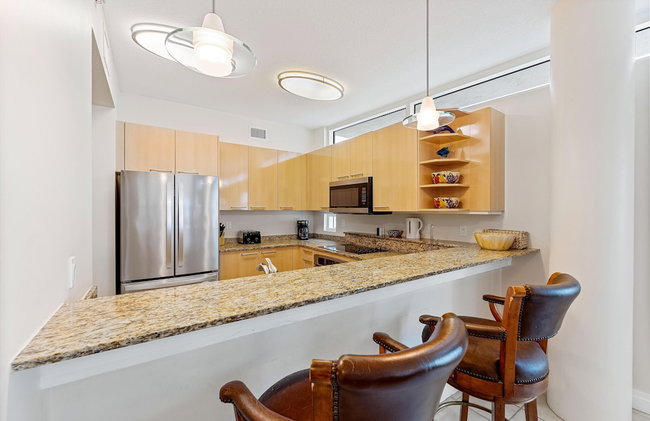 Crescent Condos by Beachside Management - Foto 35