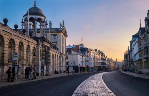 2 bed 2 bath at Jago Crt in Newbury - FREE parking with no height restrictions - Foto 20