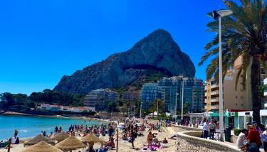 Relax e impresionantes vistas en apto1a línea - Foto 3