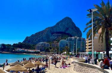 Relax e impresionantes vistas en apto1a línea - Foto 3