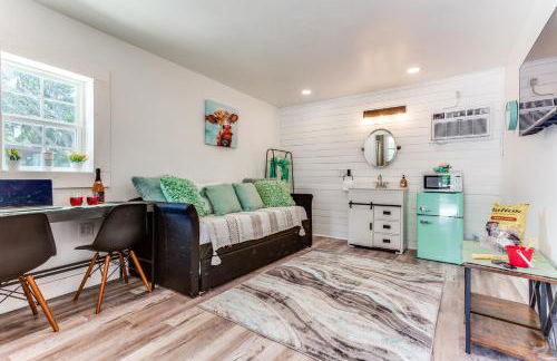 6 BDRM Wine Country Compound on 2 Acres! Pool/HotTub & Club House - Foto 26