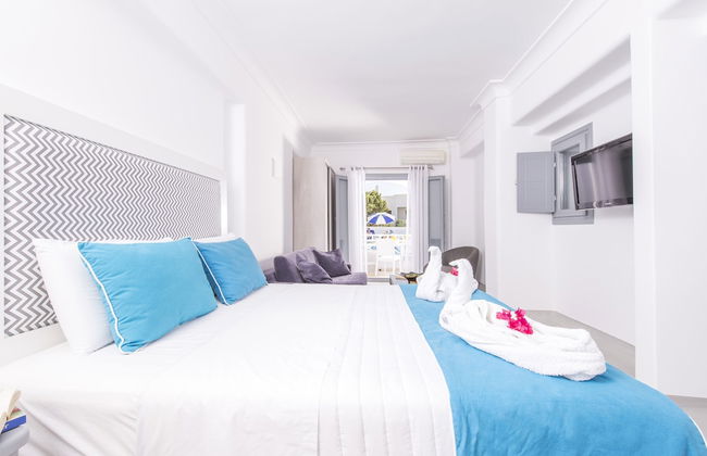 Blue Waves Hotel - Foto 20