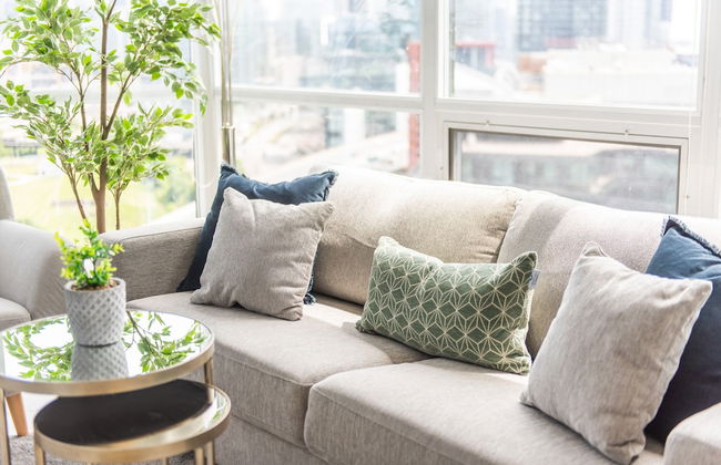 QuickStay CN Tower View Condo in Fort York - Foto 39