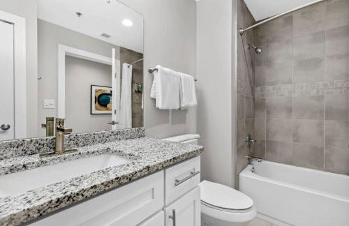 Luxurious Downtown-2 bed 2 bath Corner 2M - Foto 7