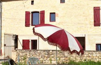 Maison chaleureuse à Lalbenque avec jardin clôturé - Photo 23