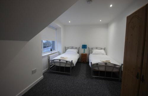 Loch Lomond Riverside Apartment - Photo 4