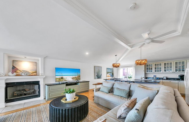 Henderson Haus - Is a Fabulous 3BR Townhome in Destin - Foto 78