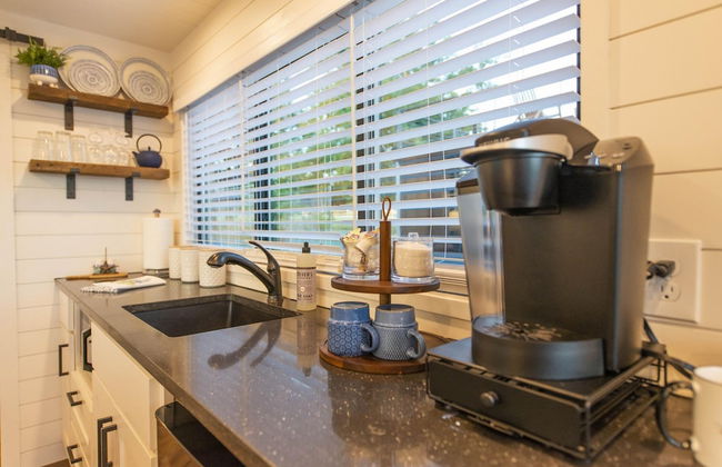 The Bluebonnet- Container Home Country Setting Near Waco Attractions - Foto 28