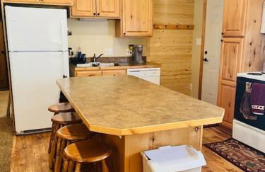 Scofield Shores | Sunset Lake Views • Sleeps 10 - Foto 10