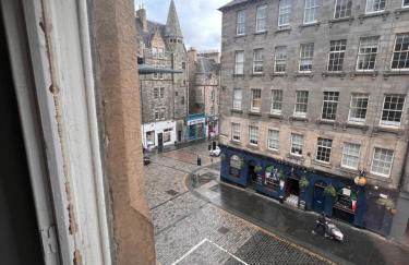 John Knox's Apartment on Edinburgh's Royal Mile - Photo 21