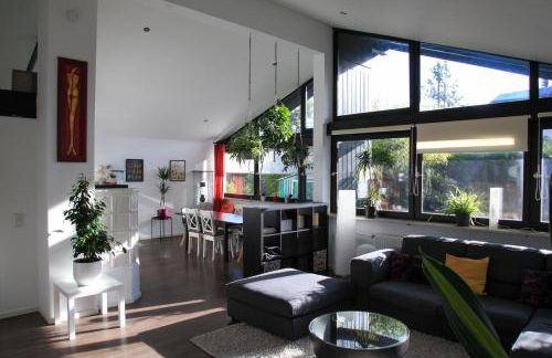 Bezaubernder Bungalow im Fünfseenland nähe S-Bahn - Foto 1