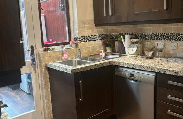 Stylish Home With Full Amenities - Photo 15