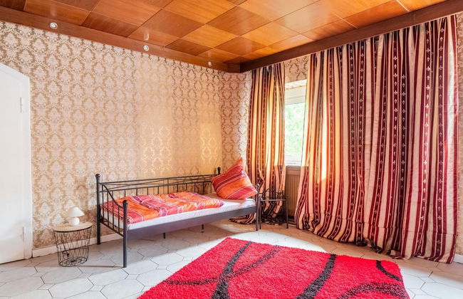 Cheerful Holiday Home in Kinheim With Mountain Views - Photo 9