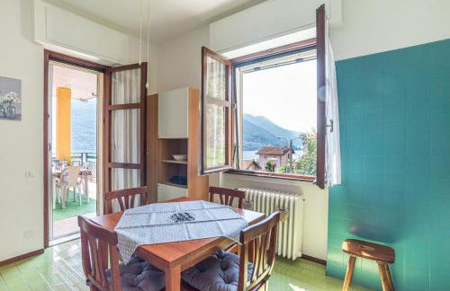 Teo s House private parking and lake view - Photo 7