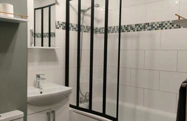 A Modern Homely apartment near Big-Ben - - Photo 20