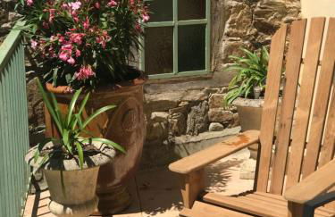 Appartement de 1634 avec balcon au sud sur jardin en plein cœur historique - Foto 4