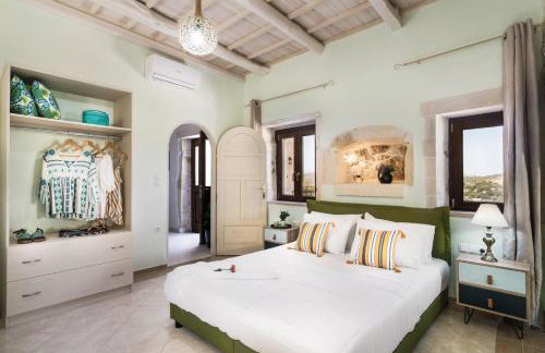 Butterfly, a historical villa with pool & hot tub! - Foto 34