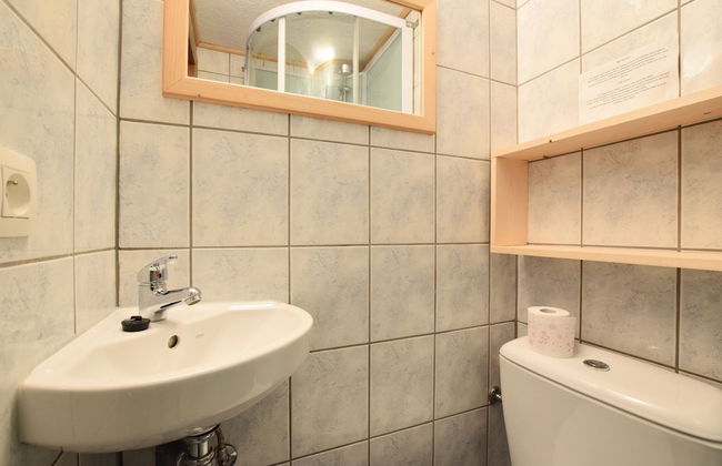 Luxury Holiday Home With Sauna - Photo 48