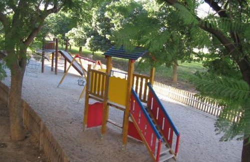 Duplex junto a un Parque - Foto 9