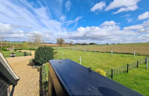 The Cartshed, Coltishall, Norfolk - Photo 23