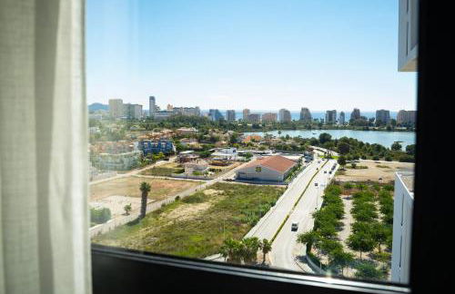 Apartamento de 3 dormitorios, piscina y parking - Photo 18