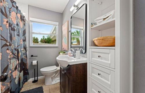 Family Friendly Home Near Beach and Downtown - Photo 12