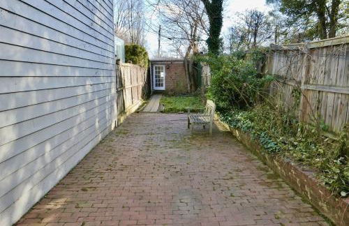 Georgetown Cobblestone Cottage - Private Parking - Foto 17