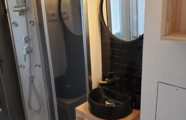 La Pause Valognaise "Parking privé" - Foto 8