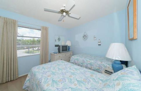 Steps to #1 Beach in America Siesta Beach! - Foto 15