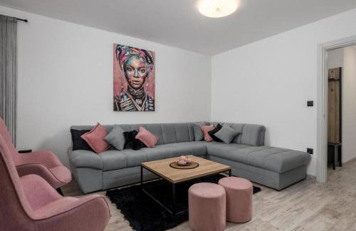 Fancy Villa Children Playground,Jacuzzi,Pool - Photo 22