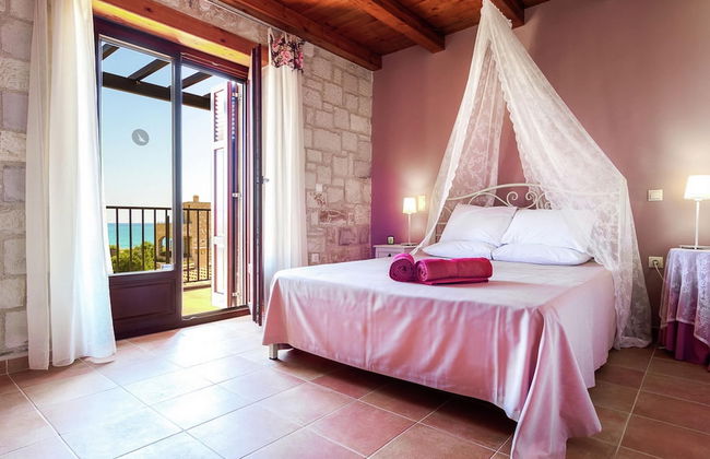 Villa in Kamisiana With Private Pool & Beach - Photo 5